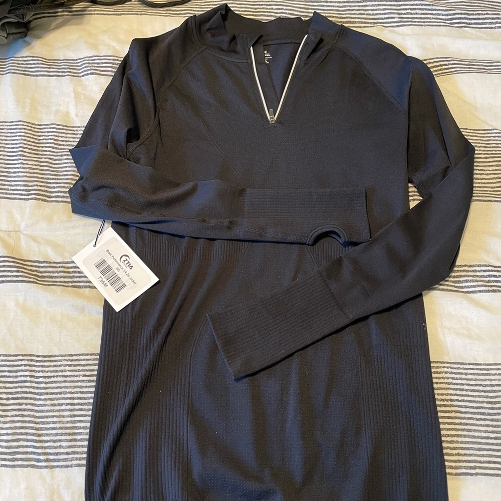 Zyia 1/4 zip pull over